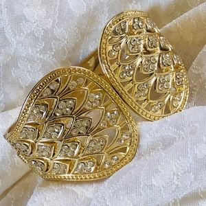 $5 when bundled Rhinestone bracelet